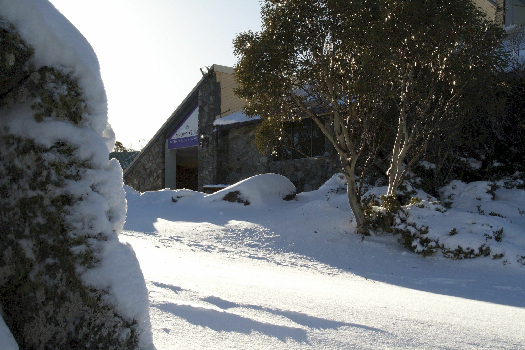 Snowy Gums Chalet Hotel Perisher Valley Exterior photo